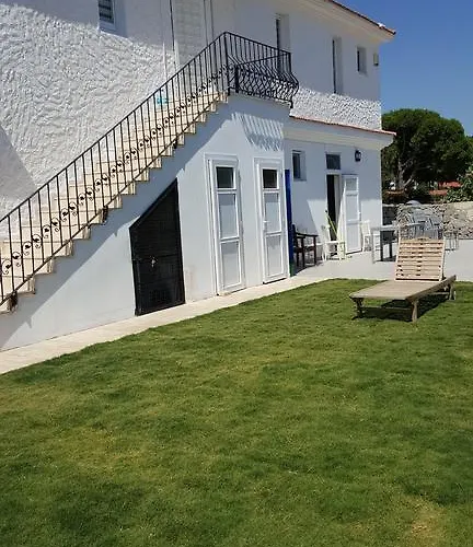 Yali Ilica Alaçatı